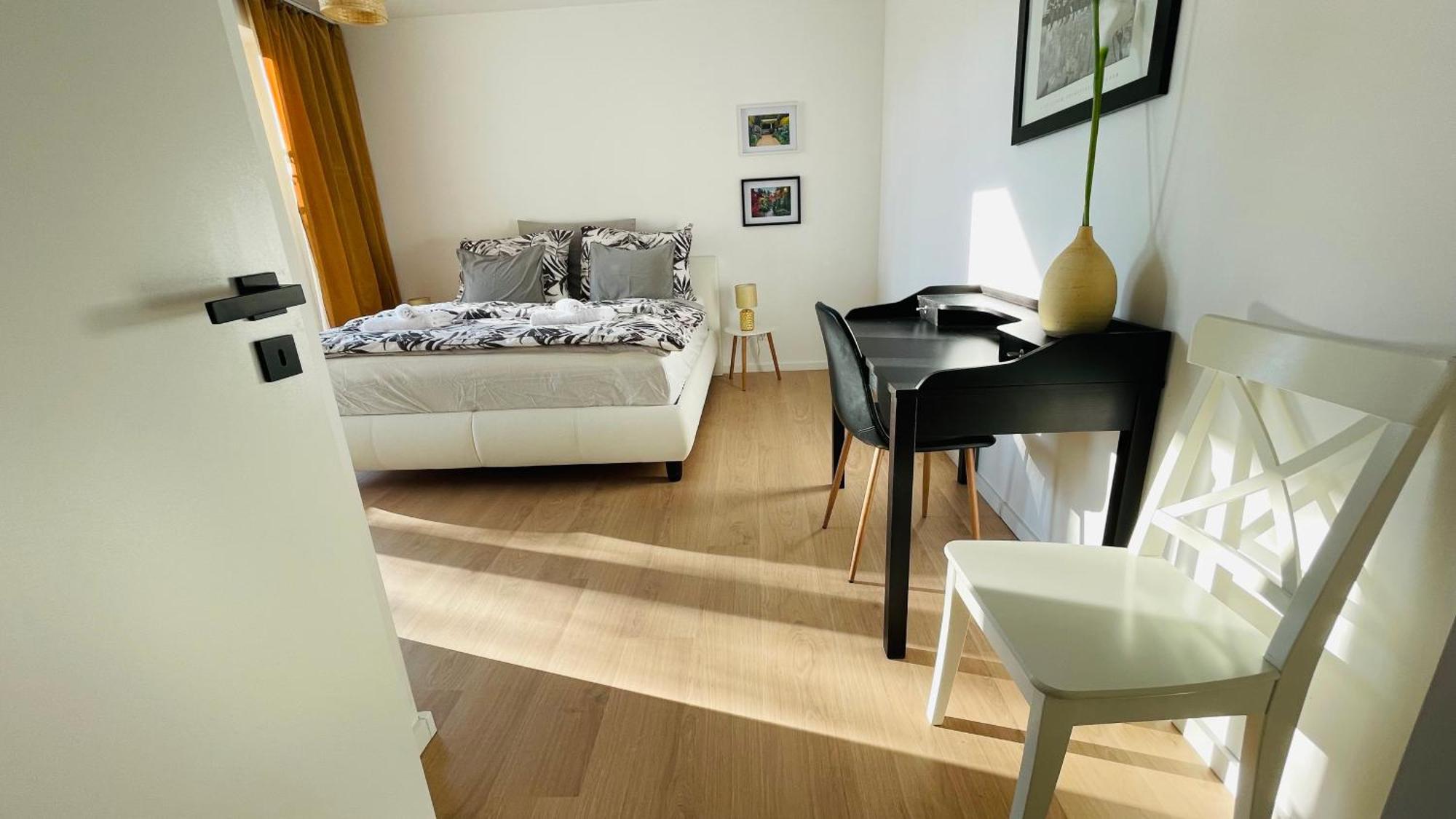 House Flow, 3 Room With Terrace, Free 2 Parking Pressburg Exterior foto
