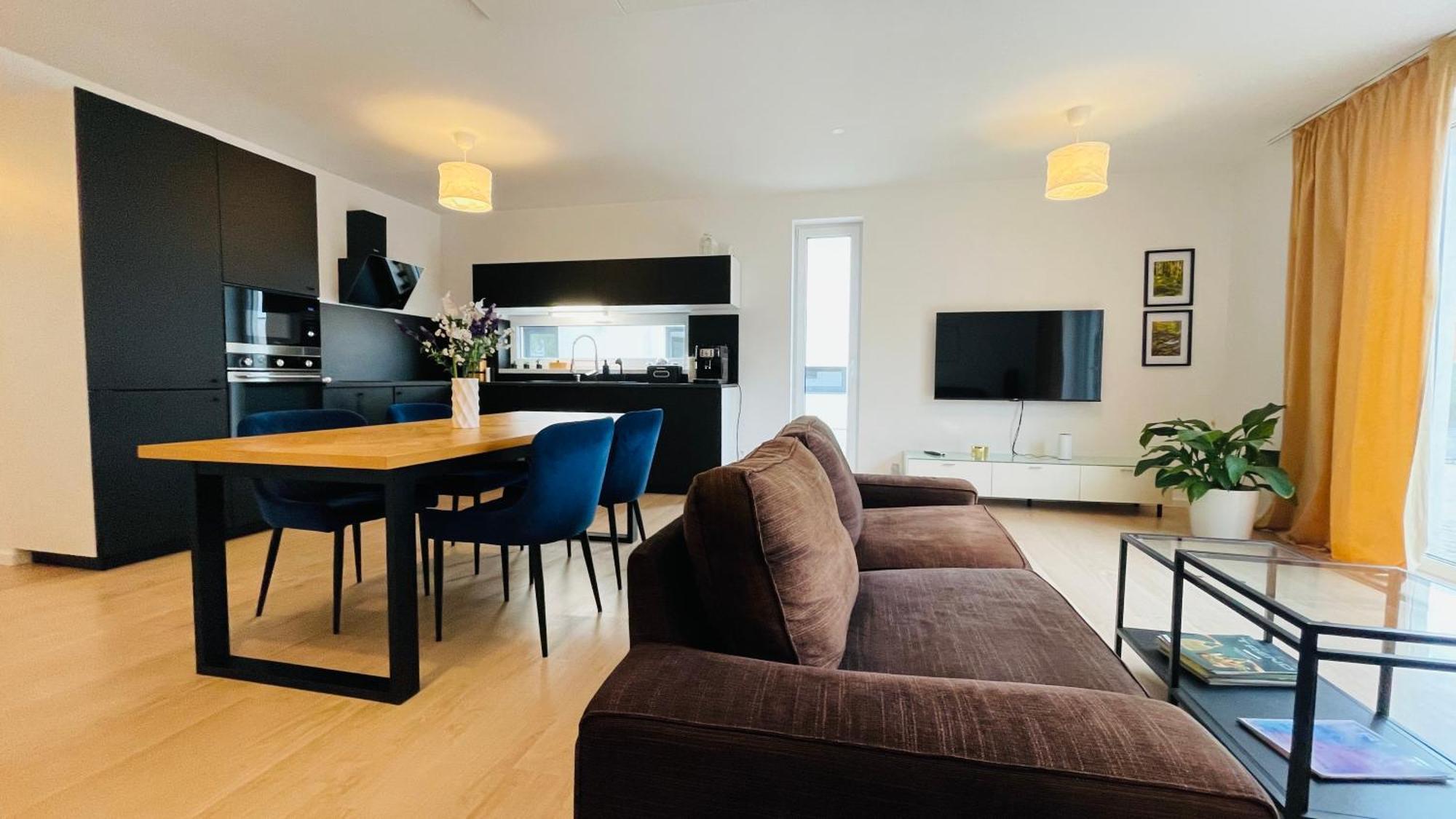 House Flow, 3 Room With Terrace, Free 2 Parking Pressburg Exterior foto