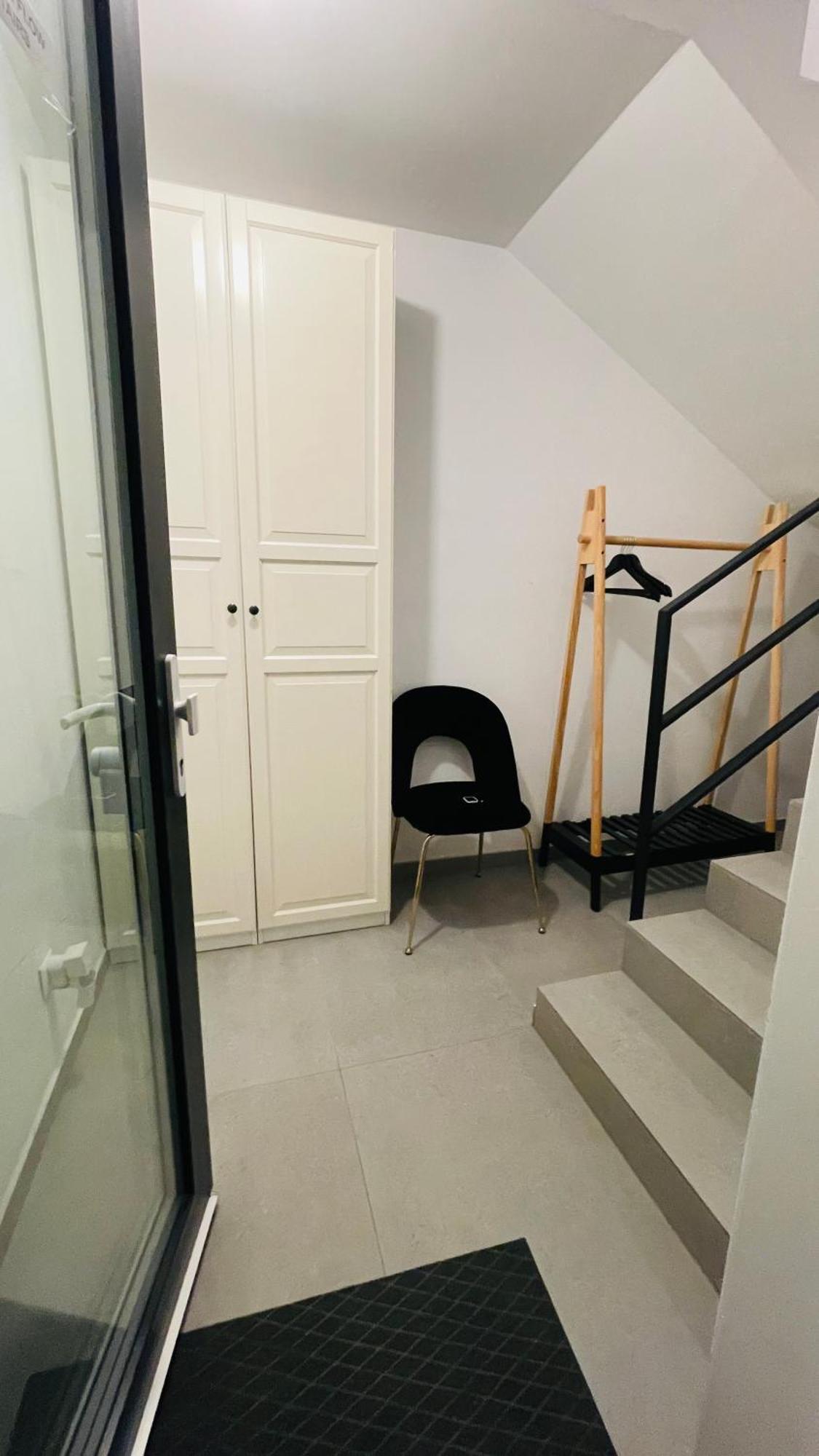 House Flow, 3 Room With Terrace, Free 2 Parking Pressburg Exterior foto