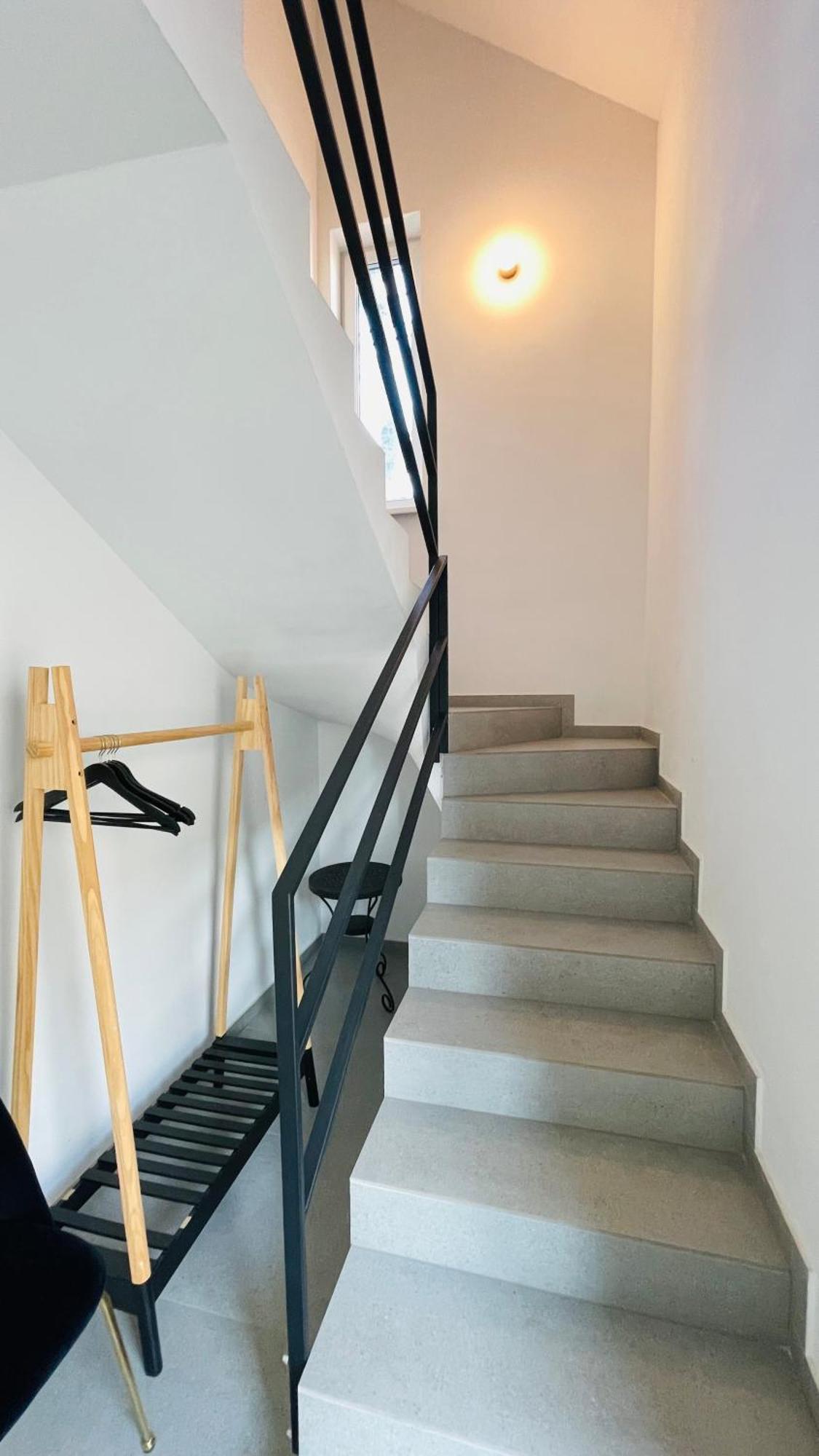 House Flow, 3 Room With Terrace, Free 2 Parking Pressburg Exterior foto