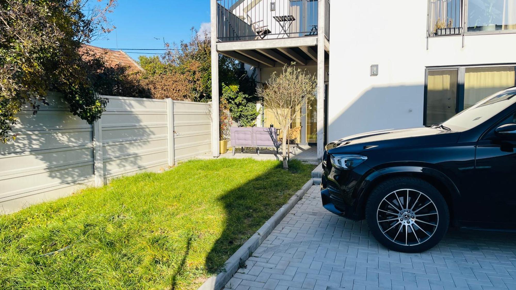 House Flow, 3 Room With Terrace, Free 2 Parking Pressburg Exterior foto