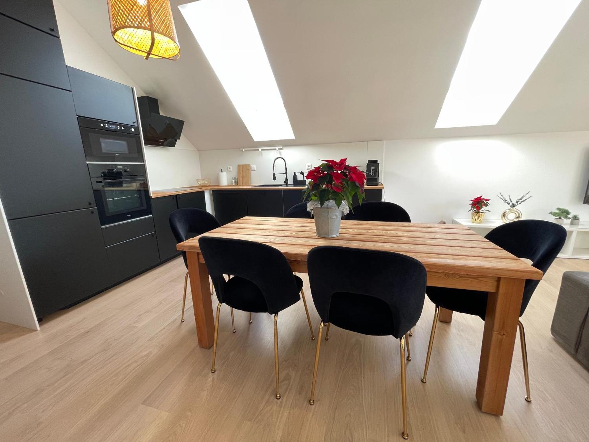 House Flow, 3 Room With Terrace, Free 2 Parking Pressburg Exterior foto